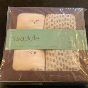 Aden + Anais 2 pack swaddles!! Never been used.